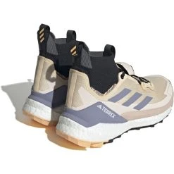 Adidas TERREX Free Hiker 2 Shoes Women, Beige/violet 9 Adidas TERREX Free Hiker 2 Shoes Women, Beige/violet -Boutique Merrell adidas terrex free hiker 2 shoes women aciora sanstr silvio 4