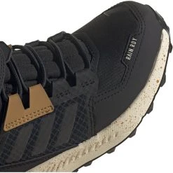 Adidas TERREX Trailmaker High Cold.RDY Chaussures De Randonnée Enfant, Noir 8 Adidas TERREX Trailmaker High Cold.RDY Chaussures De Randonnée Enfant, Noir -Boutique Merrell adidas terrex trailmaker high coldrdy hiking shoes kids core black grey six mesa 4